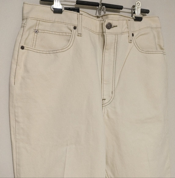 Levi's Cream Flare & Wide Leg Jeans - Picture 3 of 10